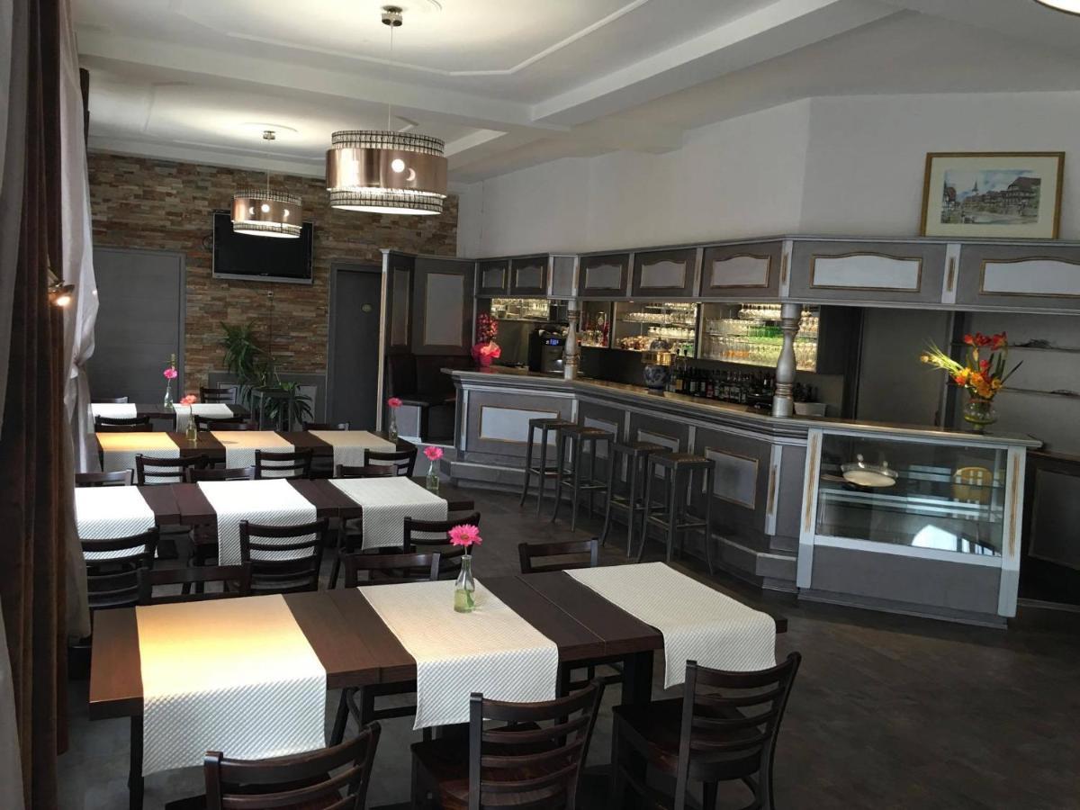 Hotel Restaurant Le Bristol 尼德布龙莱班 外观 照片